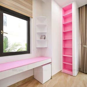 Bàn học cho 2 bé gái sử dụng gỗ An Cường sơn 2k