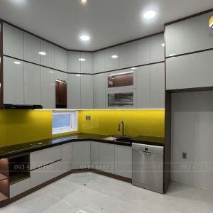 Tủ bếp nhựa WPB và gỗ MDF lõi xanh phủ Acrylic An Cường tại biệt thự Rosita Khang Điền